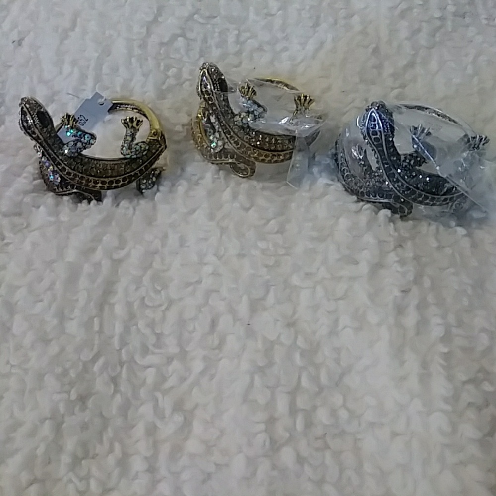 Lizard Rhinestone Hinged Bangle Bracelet